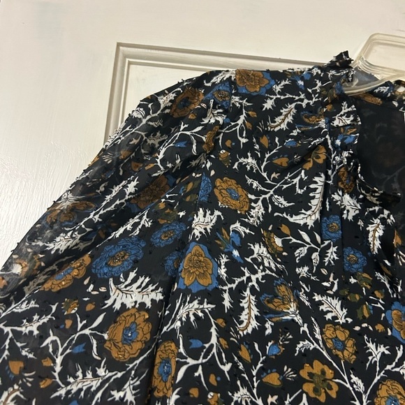 Joie Swiss Dot Dark Floral Print Ruffled Split Tie Neck Blouse Lined Size Small - Picture 12 of 12